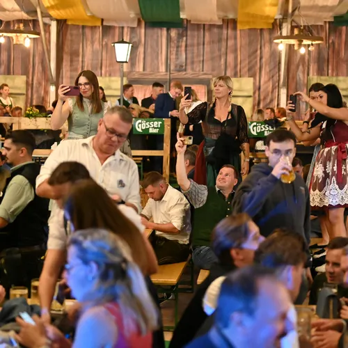 Quelle_Festbieranstich_VF_Herbst_25_MesseWels (106).jpg